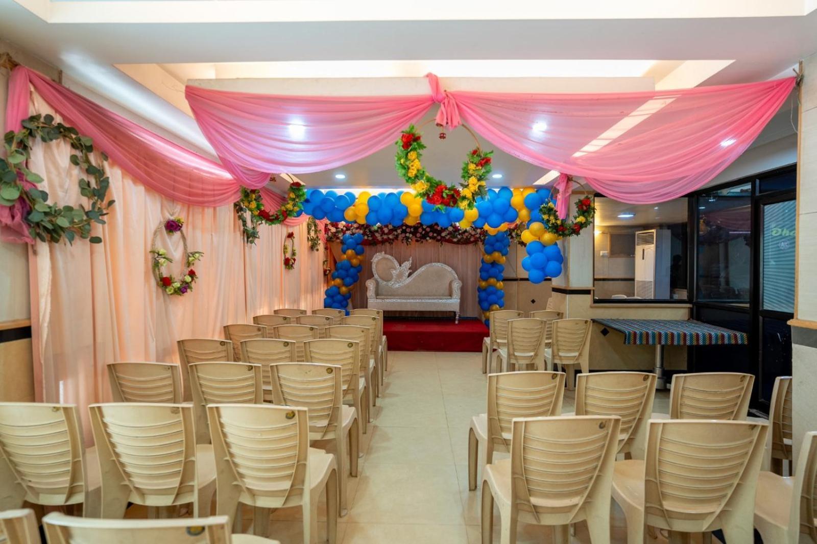 Sree Bharani Hotels Tirunelveli Bagian luar foto